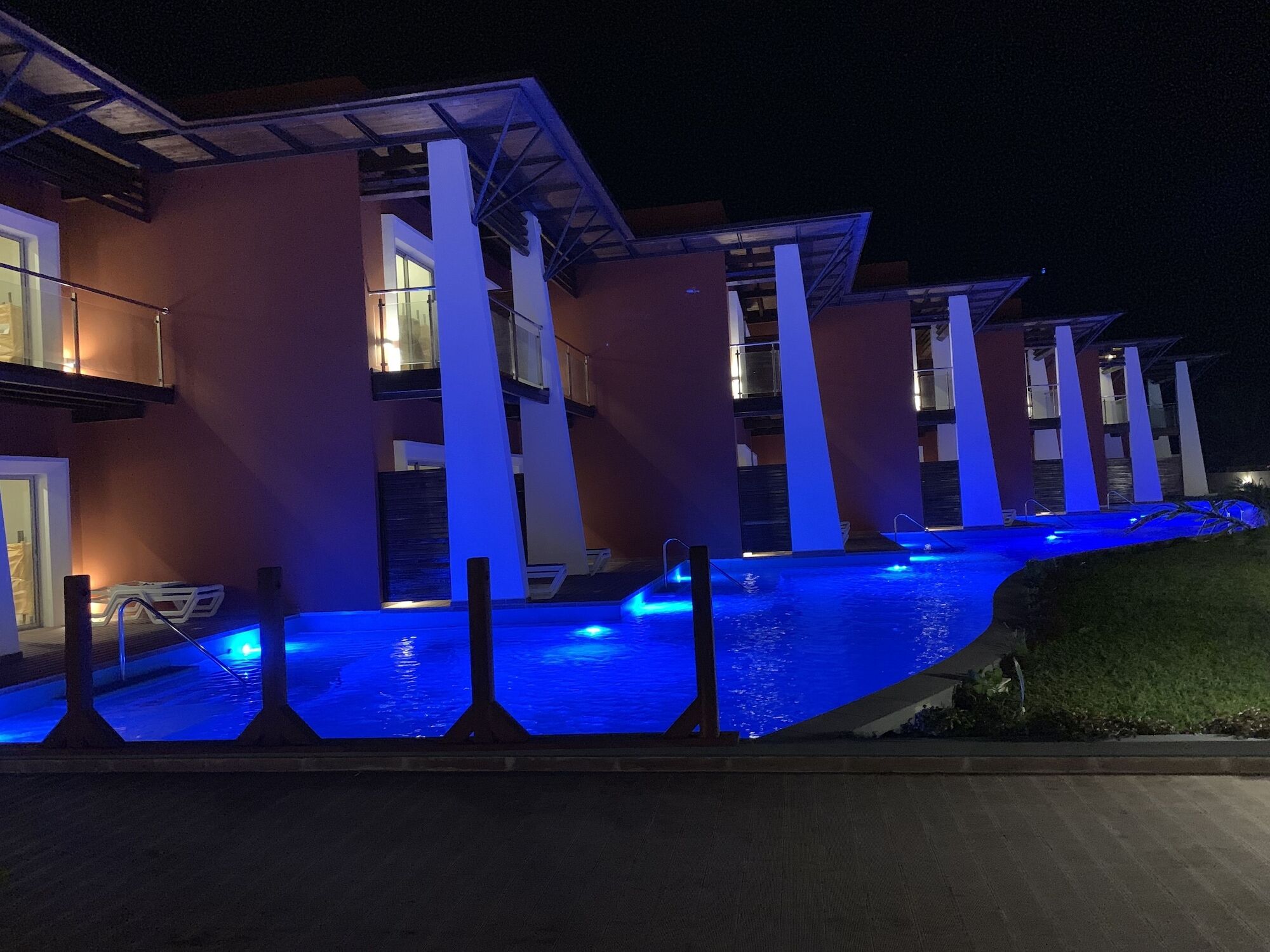 African Princess Beach Hotel 세레쿤다 외부 사진